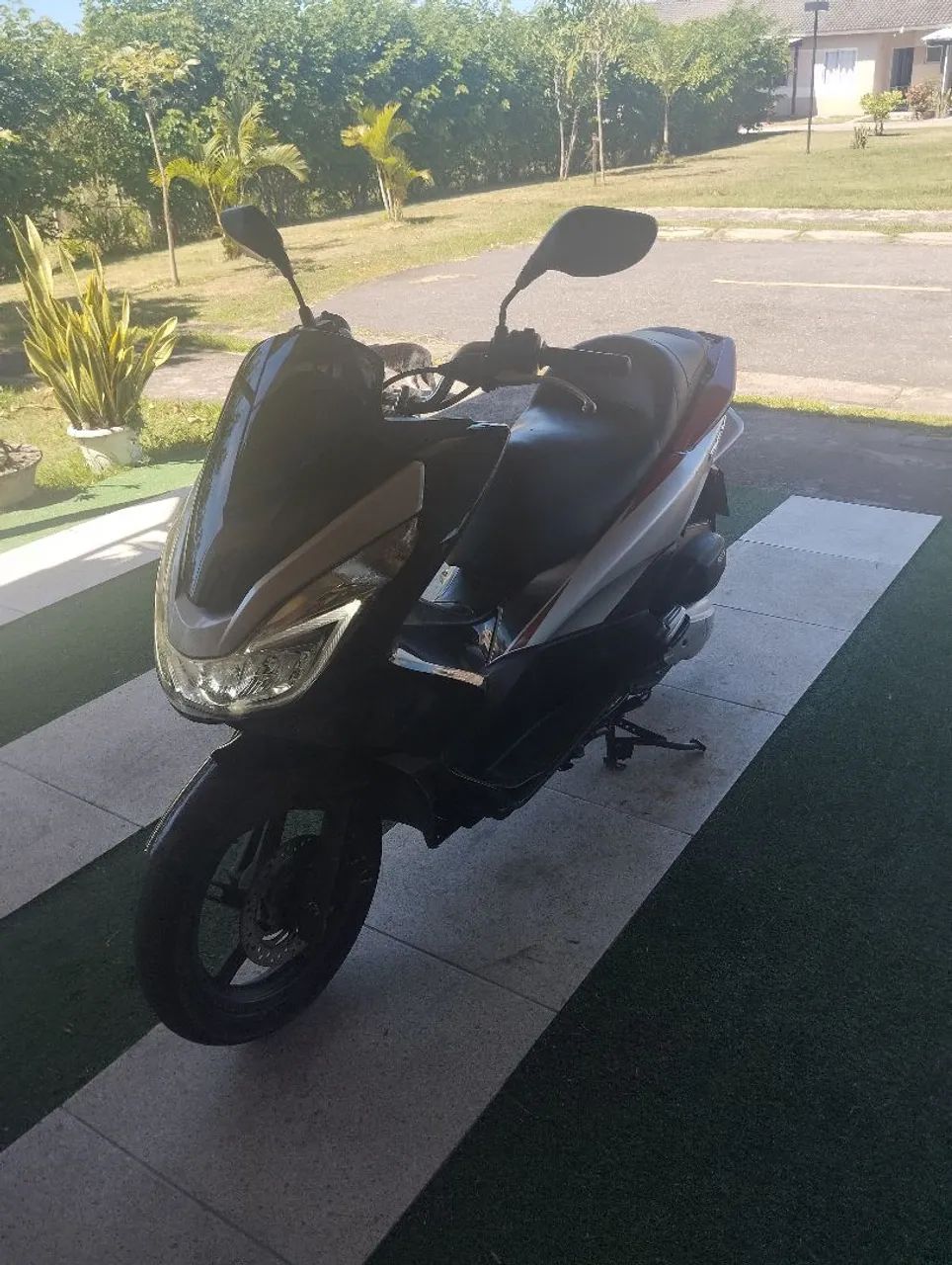 PCX com banco Confort - modelo 2018 - Foto 3