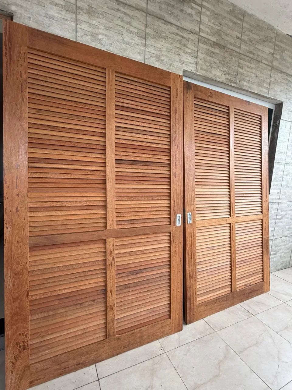 2 portas de madeira novas  - Foto 4