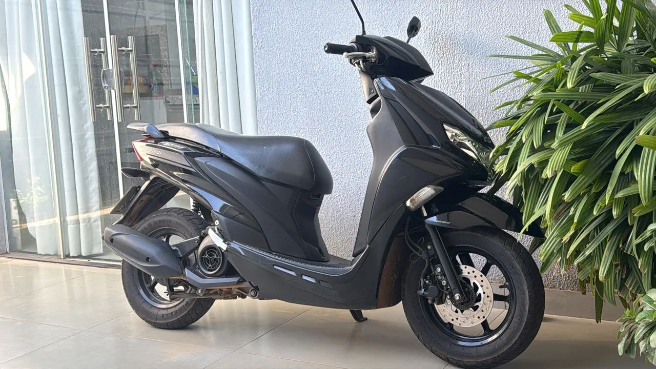 Yamaha flou 125