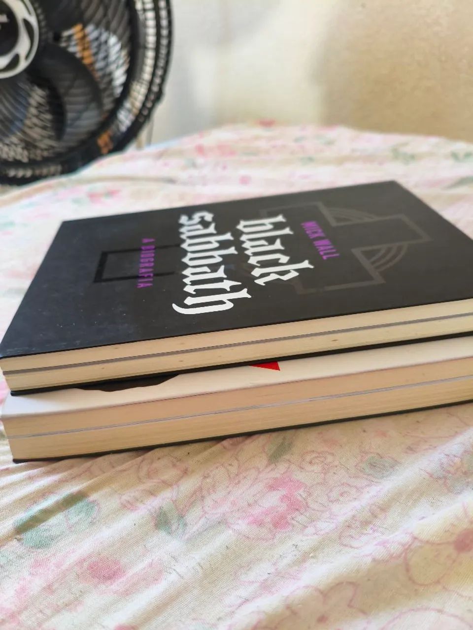 Livros - Ozzy e Black Sabbath - Foto 2