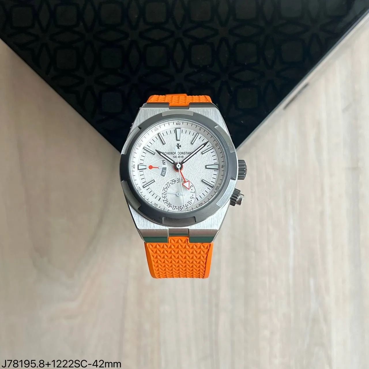 Vacheron Constantin Overseas Dual Time Cardinal Points North./ S.c<br>42 mm.