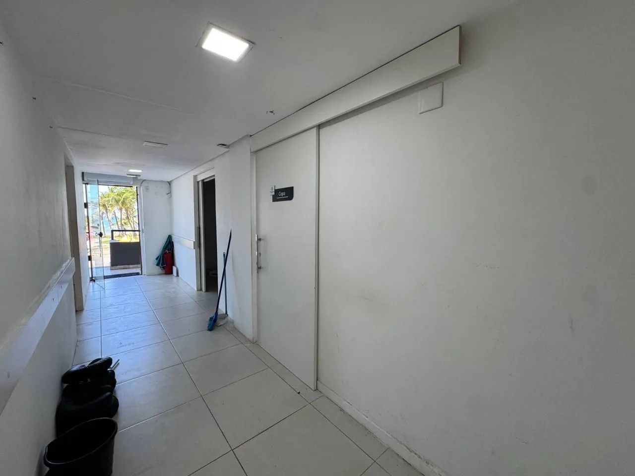 Ponto Comercial 256m²  Costa Azul | Pavimento Térreo - Foto 5