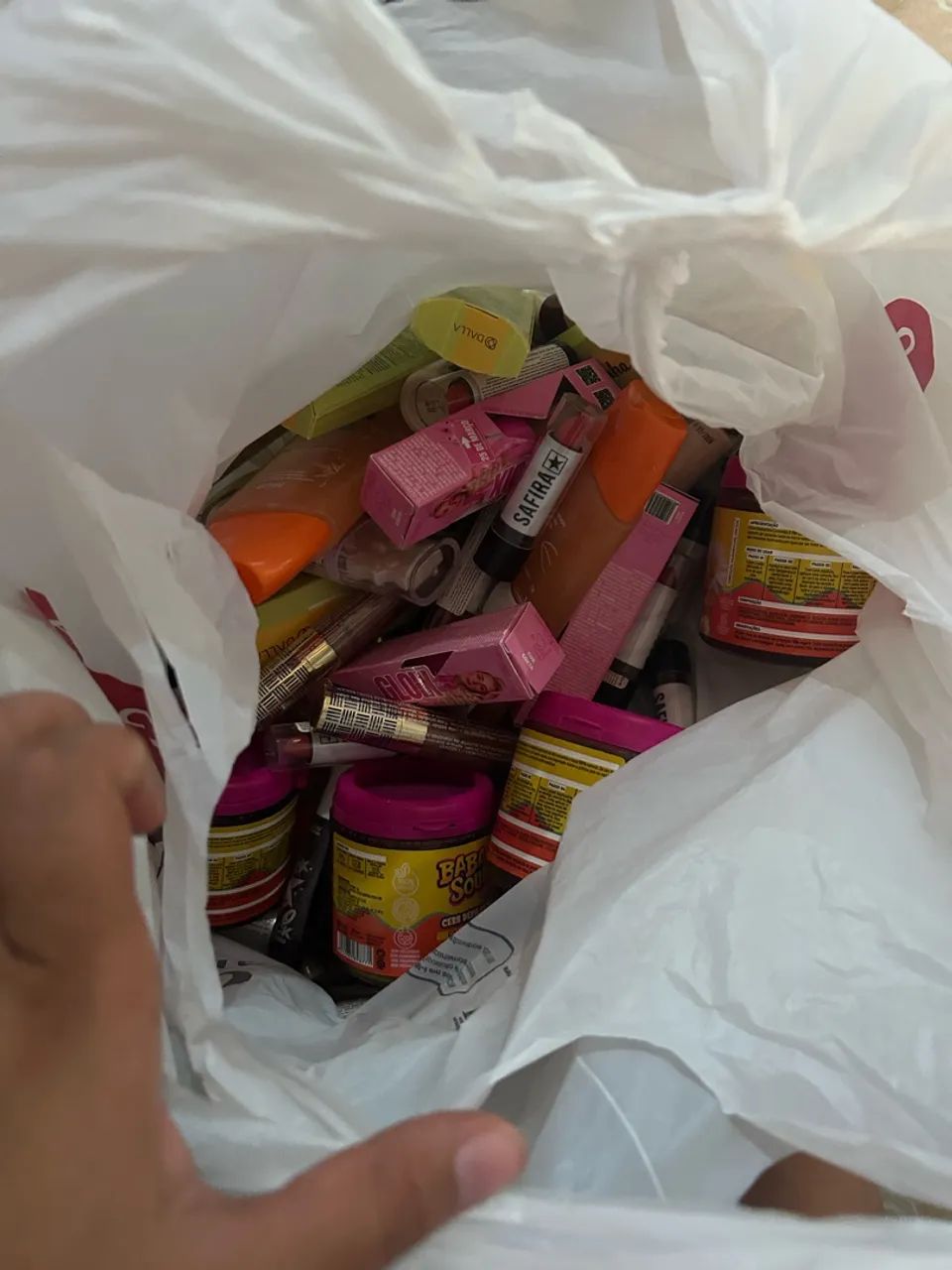 45 itens de maquiagem 