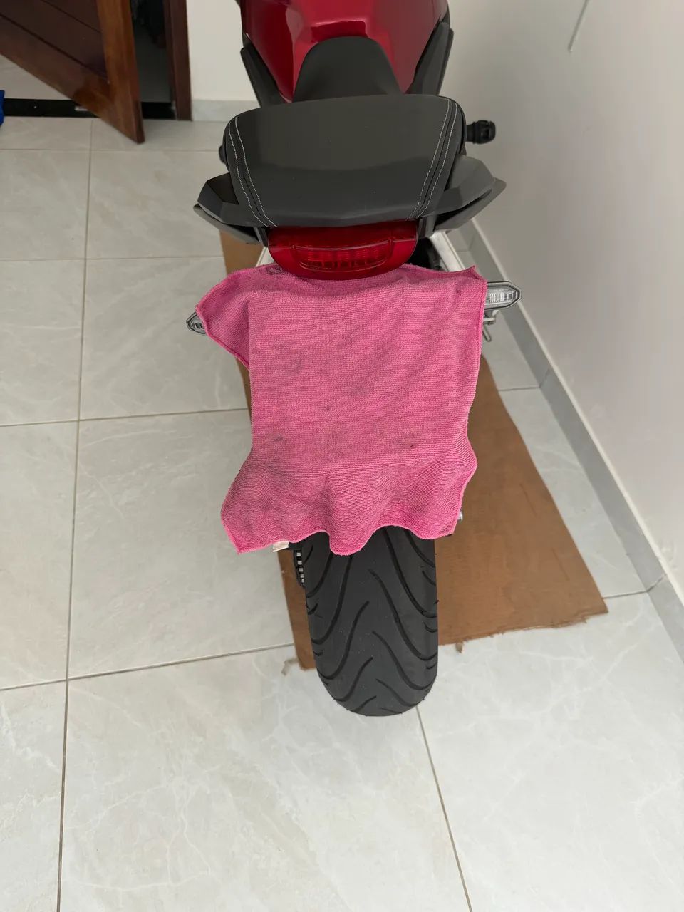 CB 650R - Foto 5