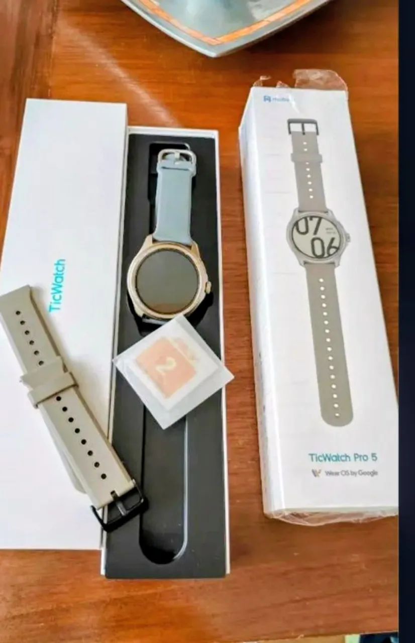 Relógio Smartwatch ticwatch pro 5 novo na caixa  - Foto 2