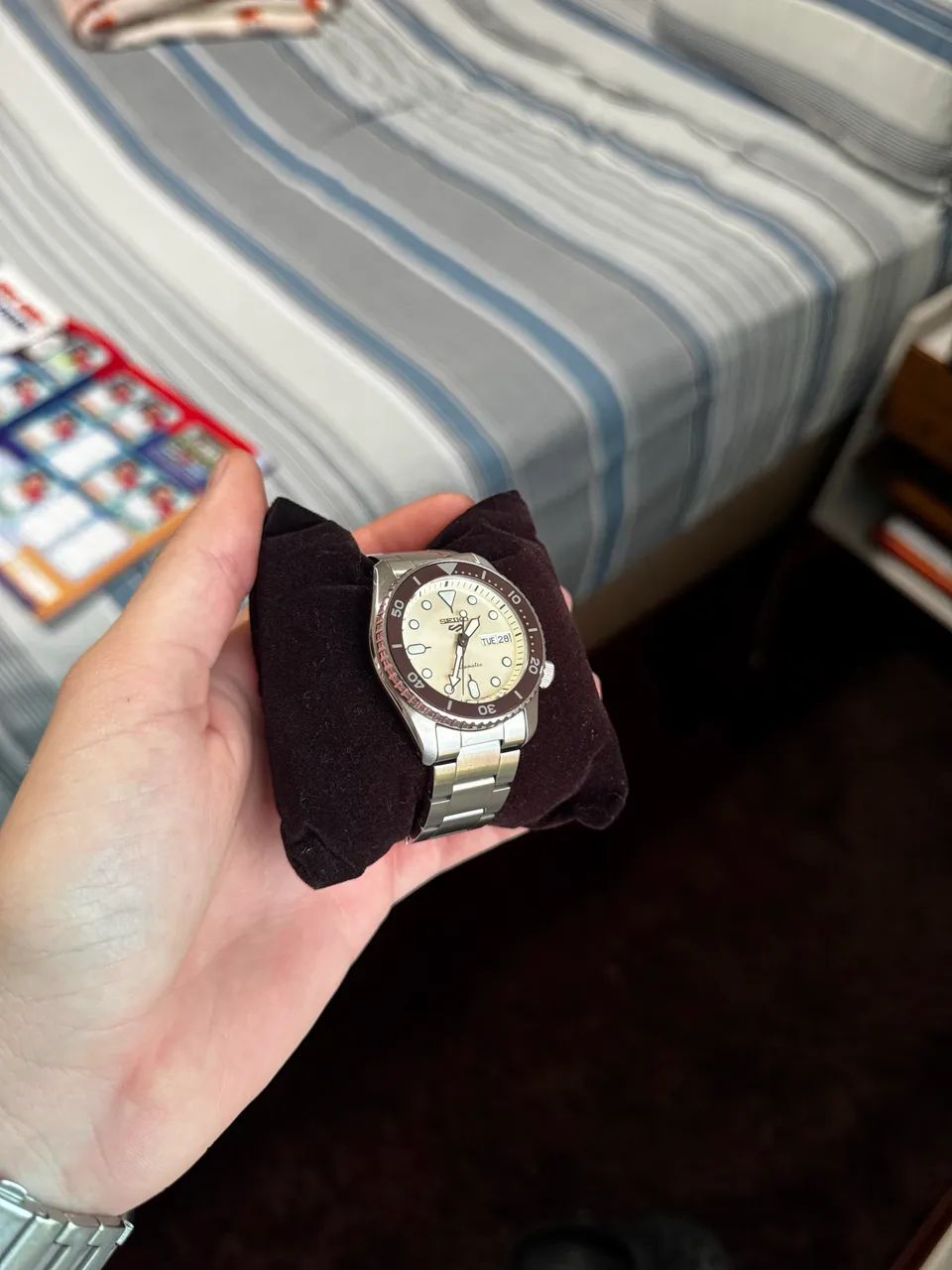 Relógio Seiko 5 Sports Reduced Creme 38mm  - Foto 4
