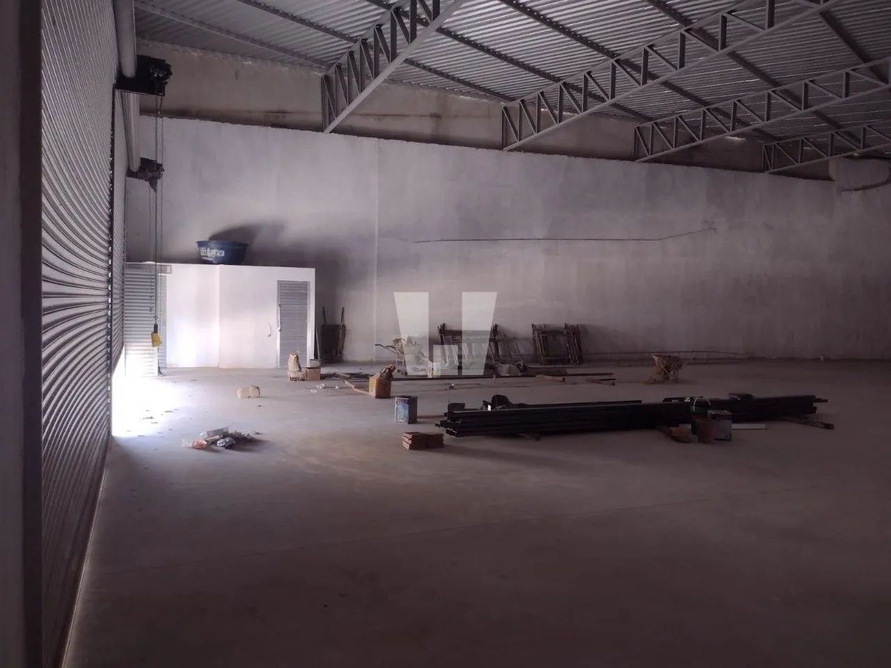 EXCELENTE GALPAO DE 325 M² BAIRRO TUPI - Foto 3