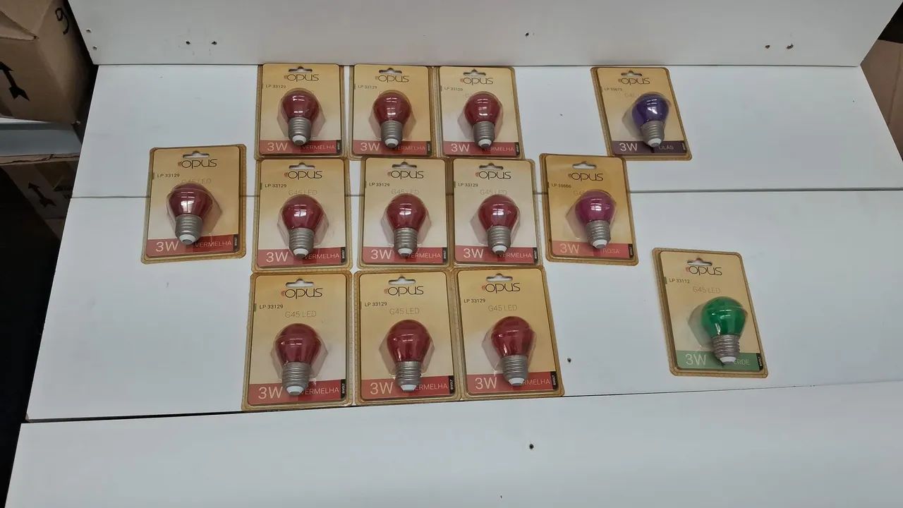 13 lâmpadas LED bolinha de 3 watts marca Opus