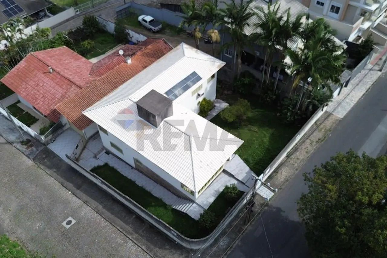 Imóvel no Centro de Tubarão  692 m² Próximo à Catedral - Foto 2