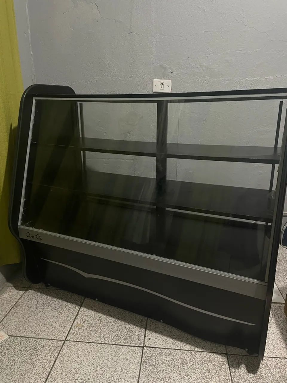 balcão expositor seco (negocio o valor)