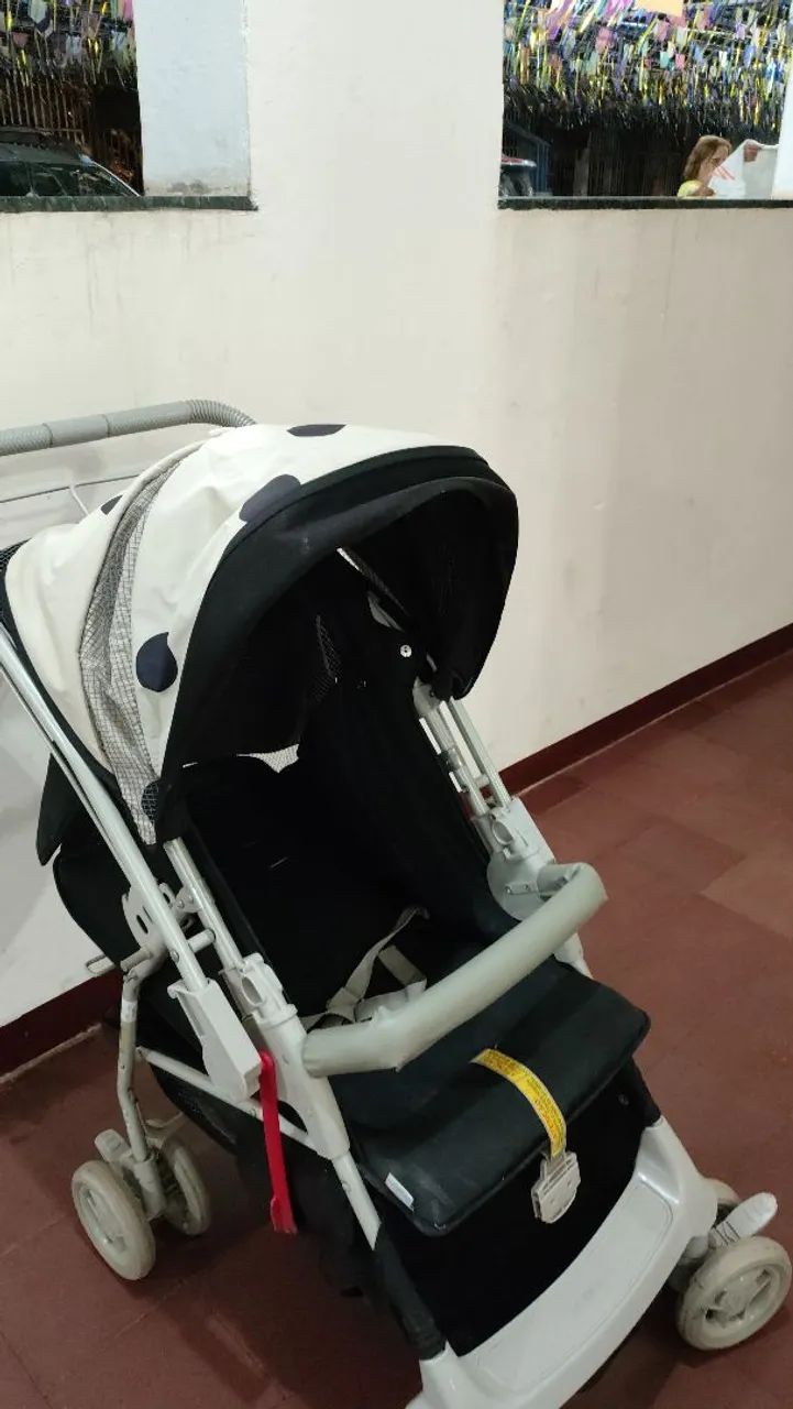 Carrinho de bebê .