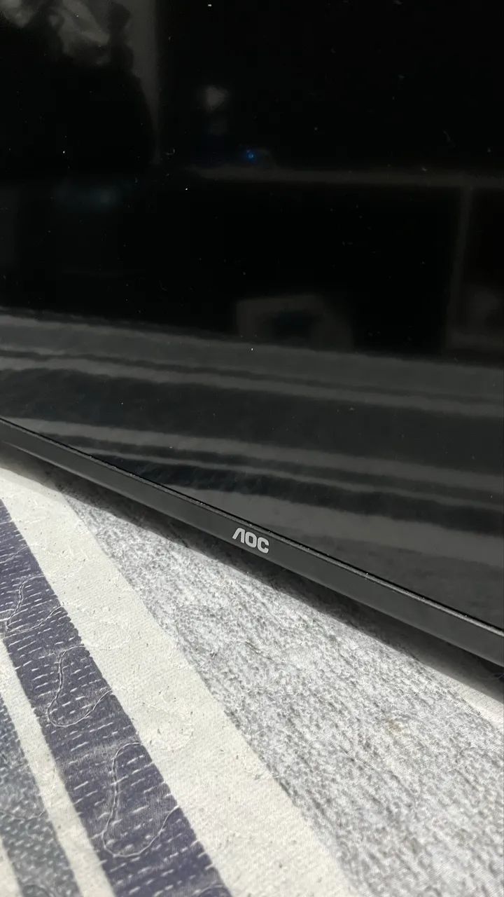 AOC ROKU TV - 43 Polegadas 