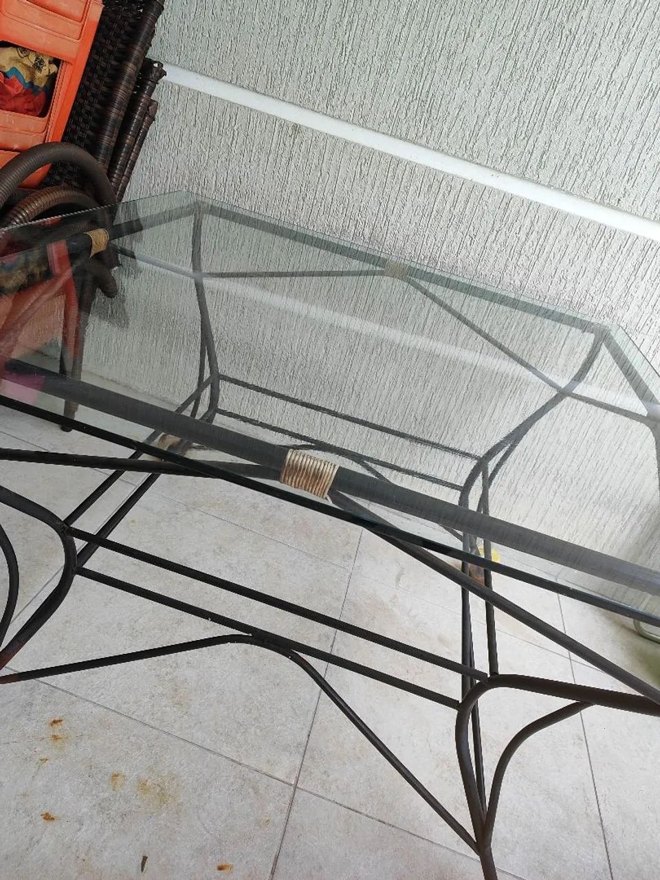 Mesa quadrada de vidro para área externa 