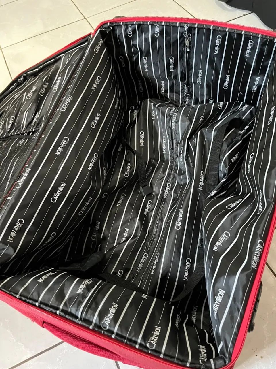 Malas de viagem Samsonite e CARRY MIAMI R$500,00 - Foto 5