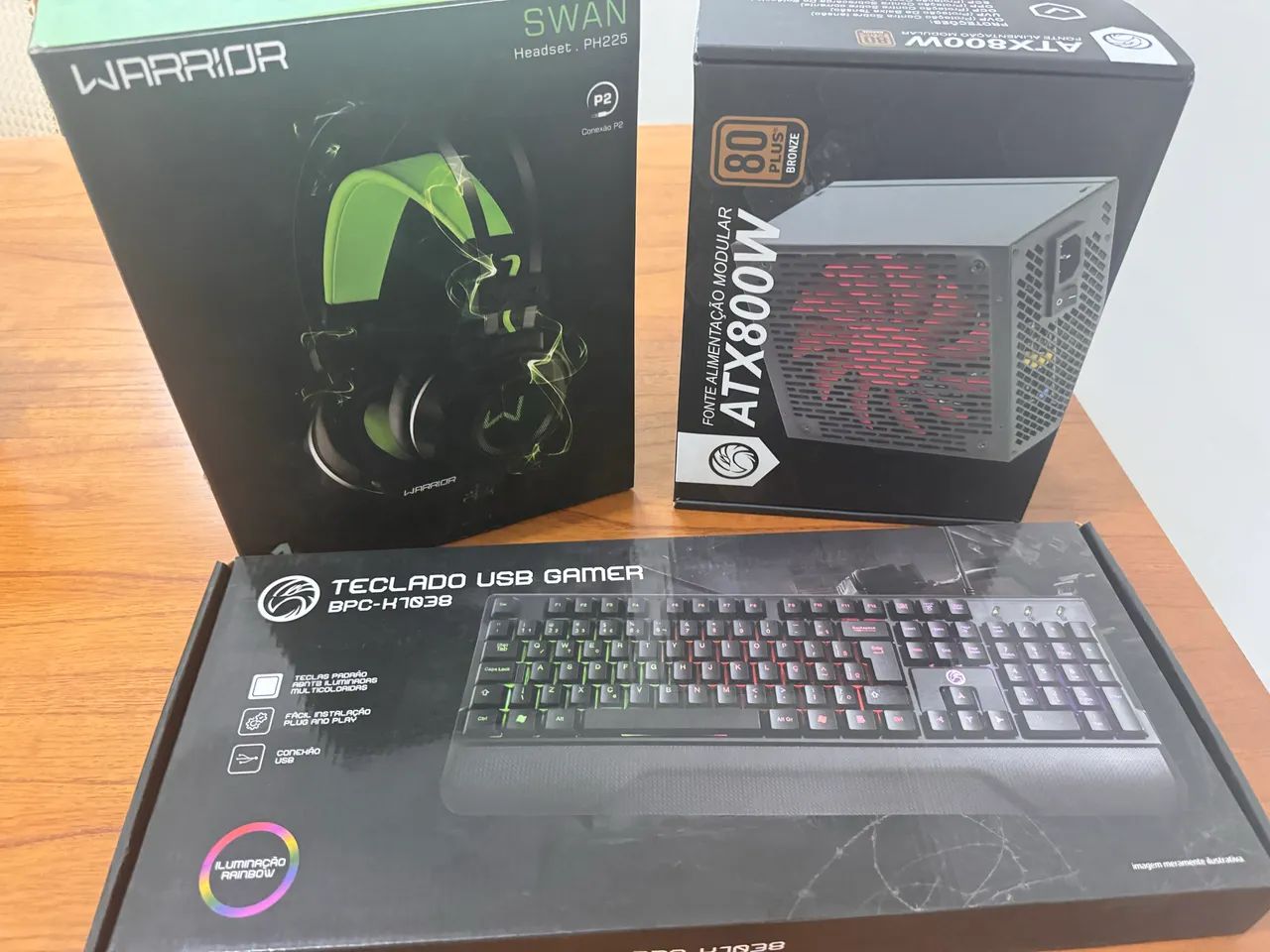 Como Gamer Teclado Headset e Fonte
