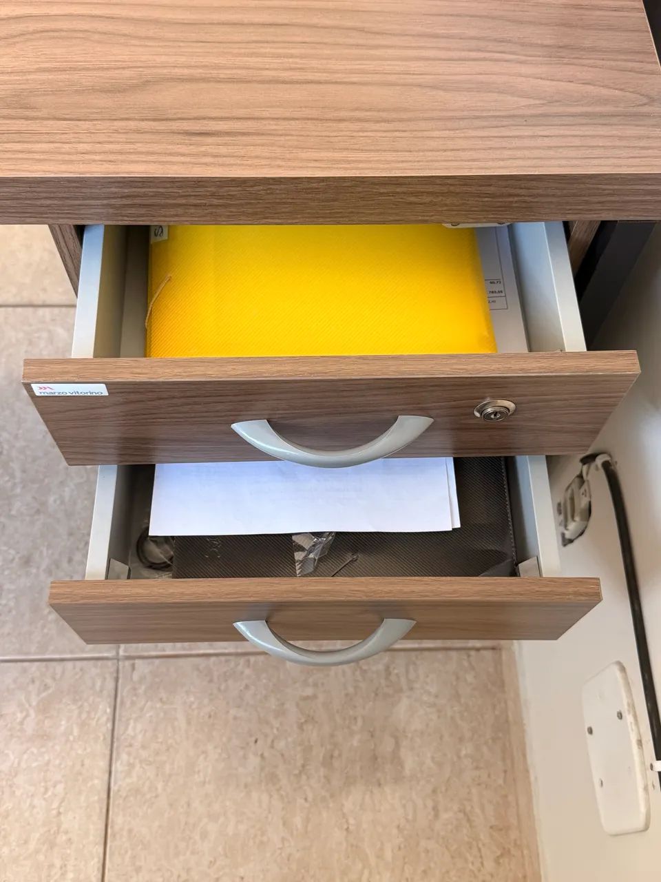 Mesa para escritório 150x0,70 - Foto 2