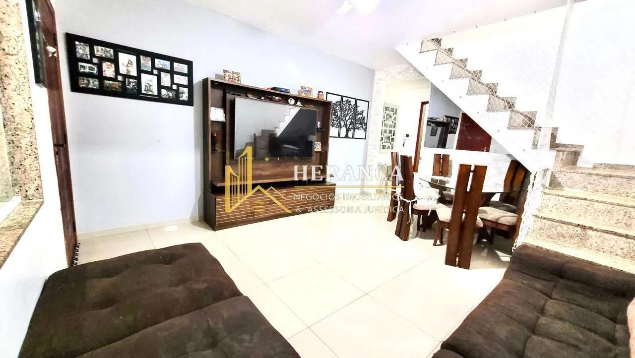 Casa em Curicica com 2 Quartos Próximo a Praça B