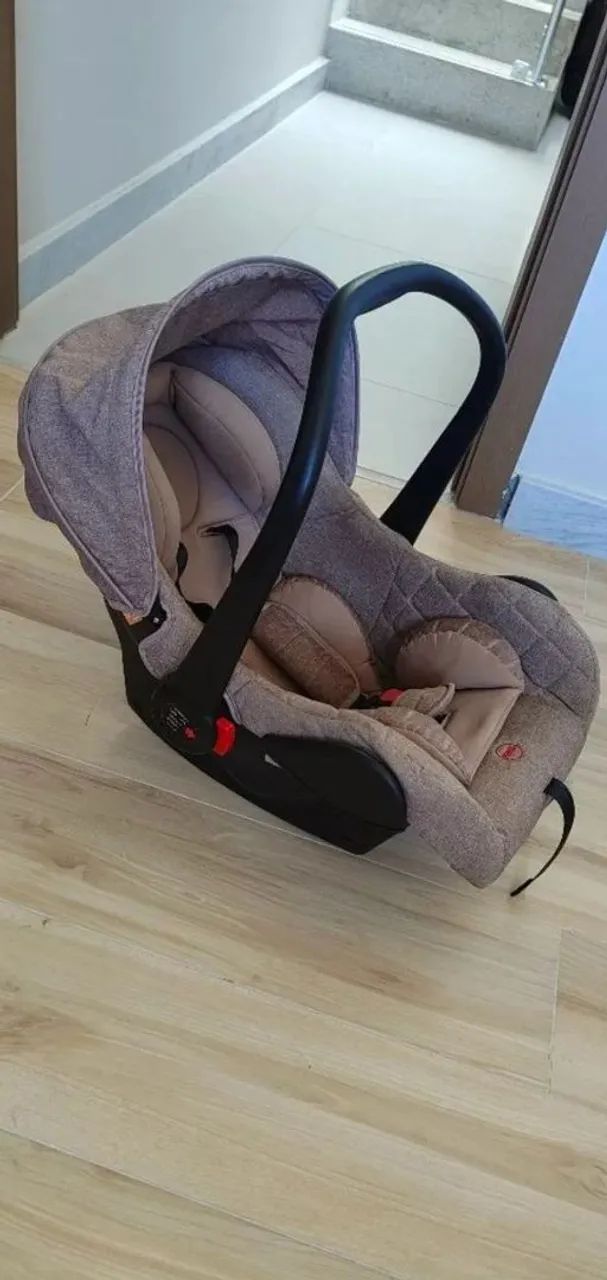 Bebê conforto Passear