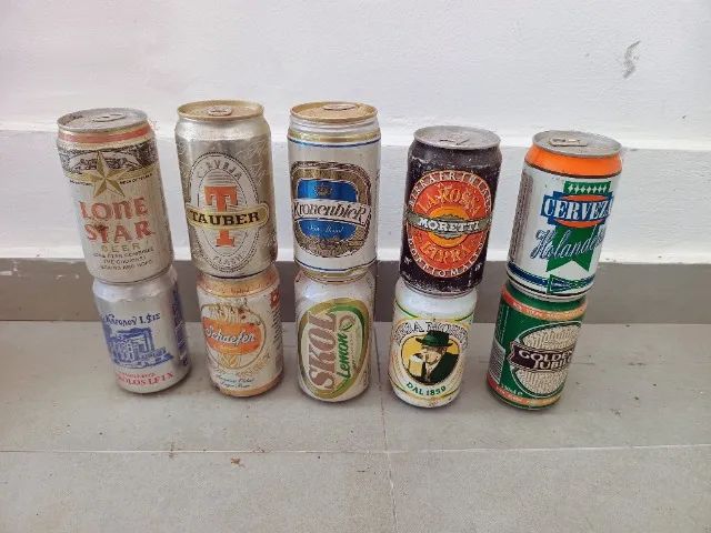 Coleção com 85 Latas de Cerveja Cheias de 1995 a 2000