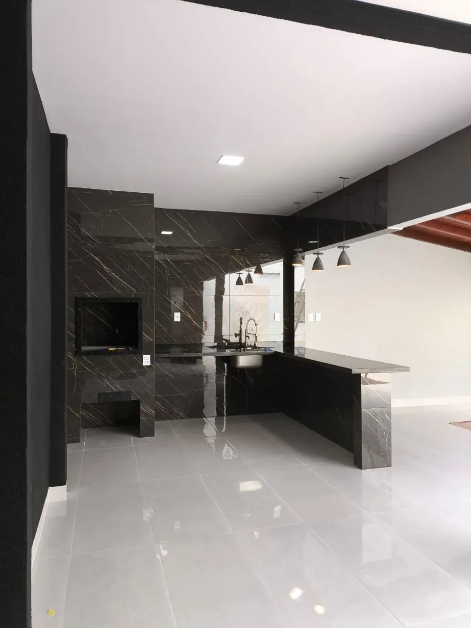 Casa 3 quartos com varanda gourmet e edícula na Vila Alba