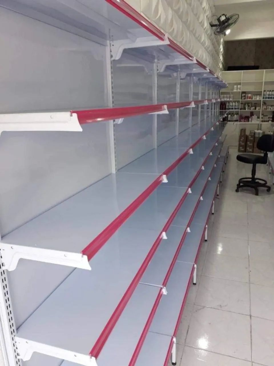 Gôndolas resistentes para quem busca qualidade e durabilidade. Consulte preços ! - Foto 4