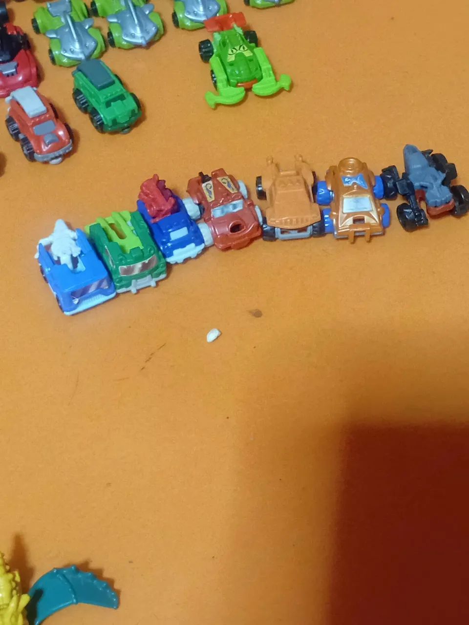 Brinquedos kinder ovo - Foto 4