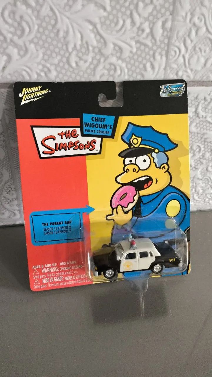 Hot Wheels Carro de Polícia do Chefe Wiggum dos Simpsons - Novo na Embalagem