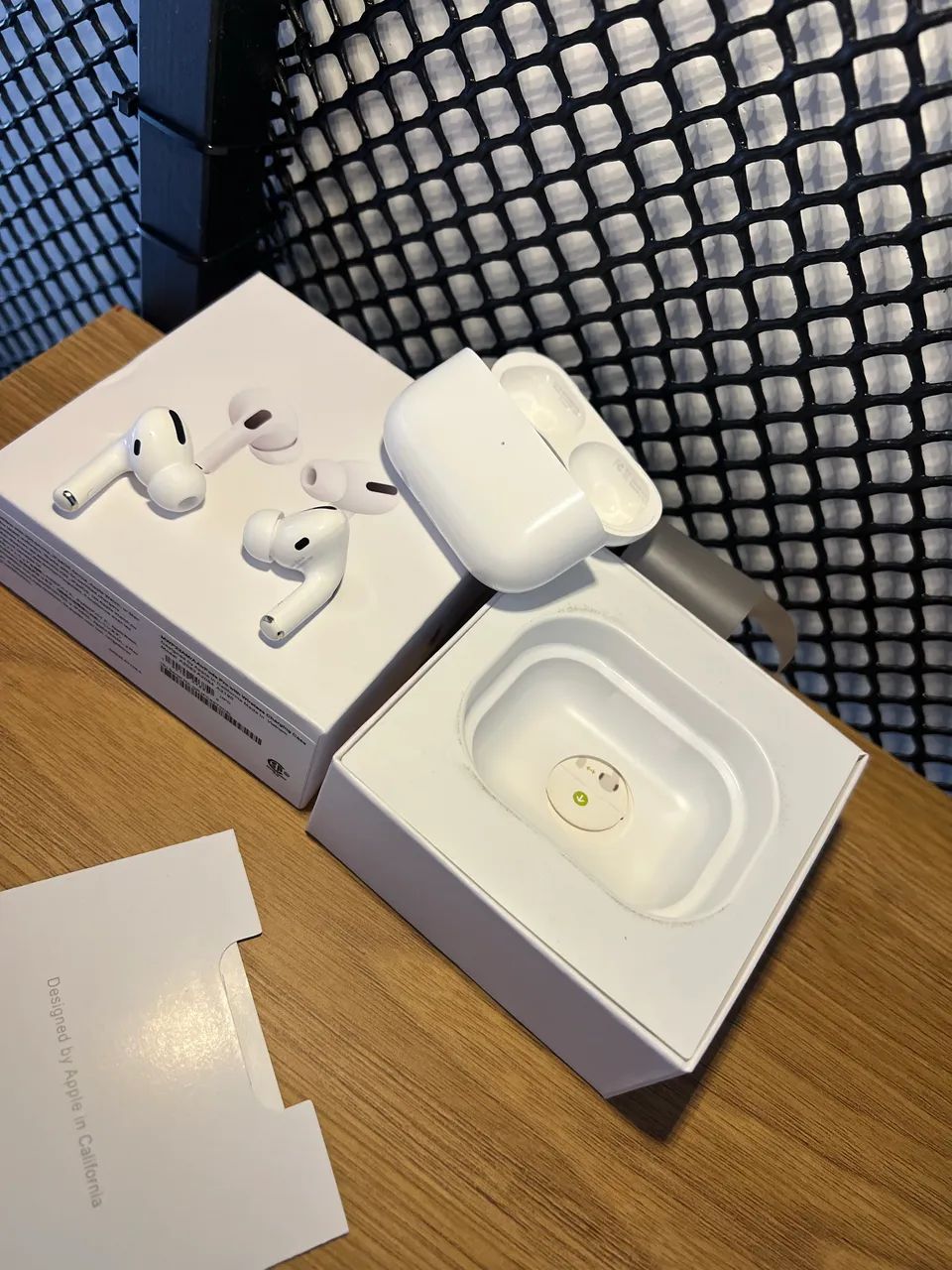 fone de ouvido airpods pro (2ª geração) com estojo de recarga magsafe (usb-c)  - Foto 5