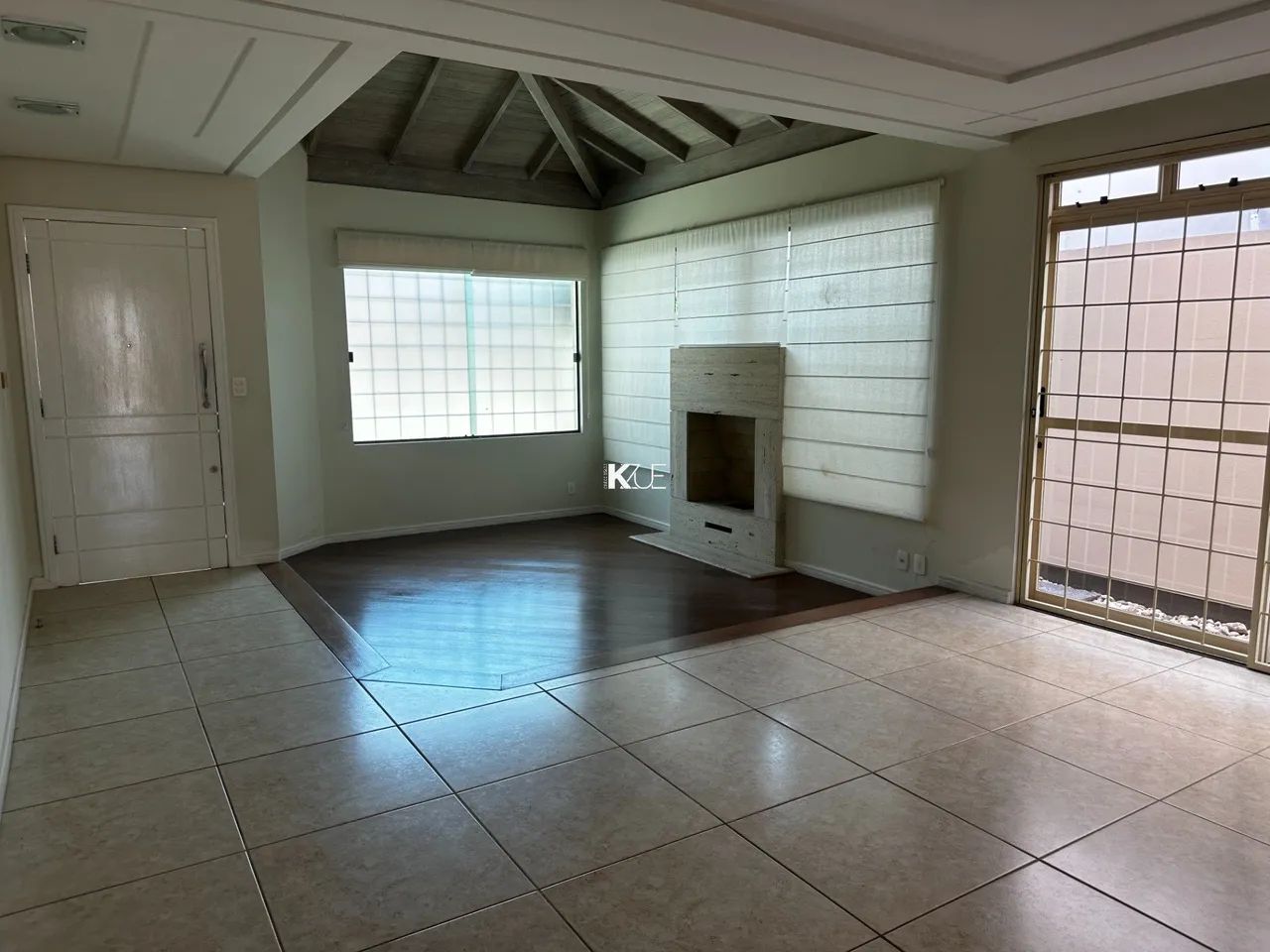 Linda Casa com 5 quartos sendo duas suítes em Coqueiros/Florianópolis!! - Foto 4