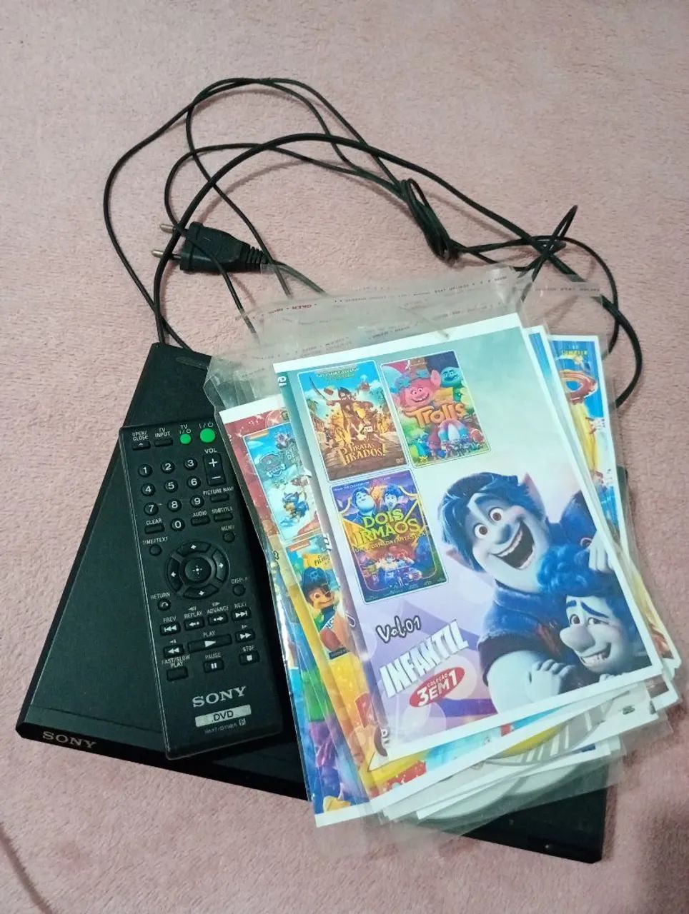 Dvd com cds infantil 