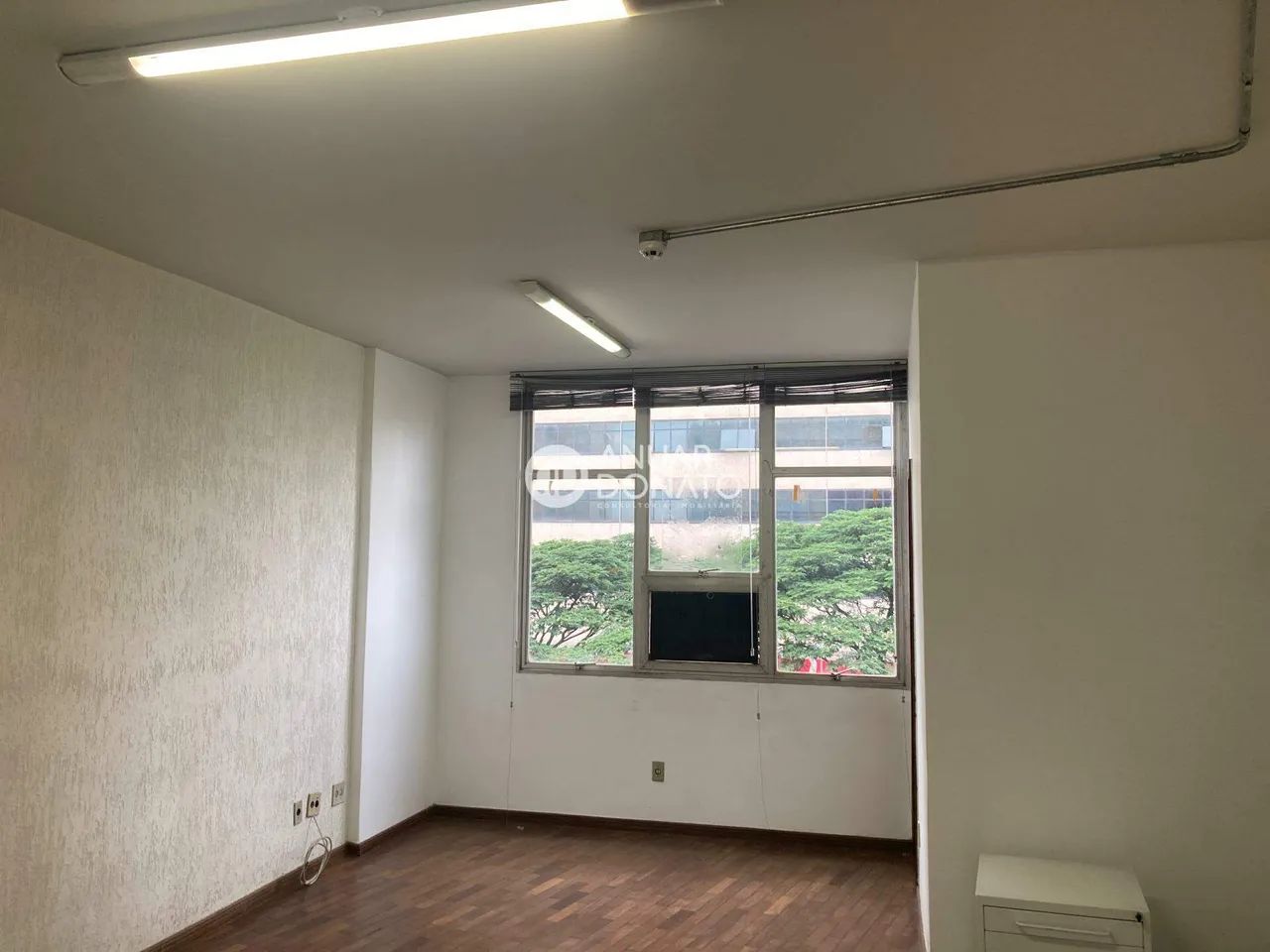 Sala comercial com vaga de garagem à venda no bairro Cruzeiro - Foto 3