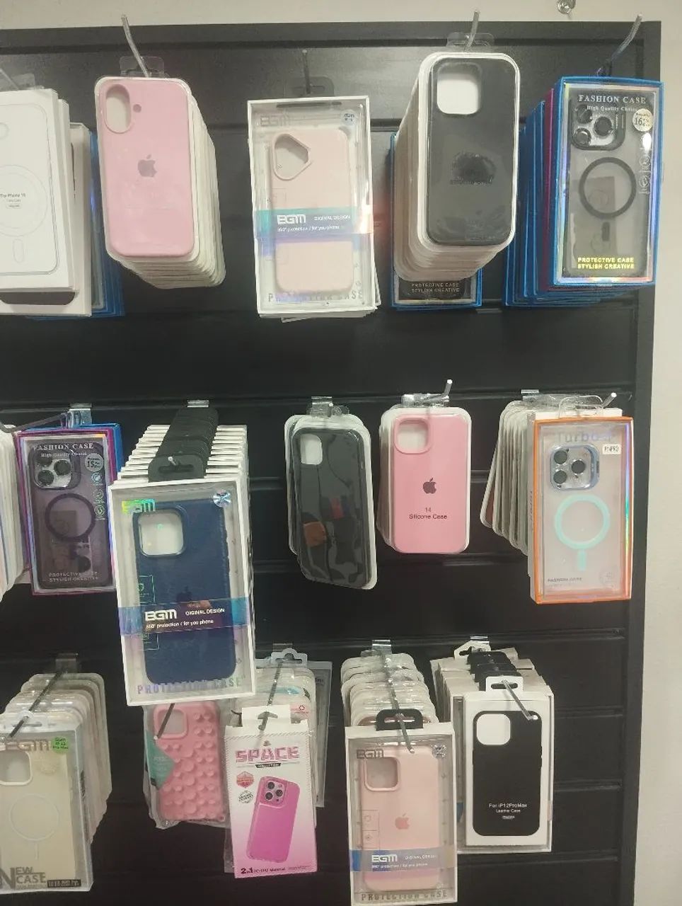 CAPAS DE IPHONE SORTIDAS 316 Unidades - Foto 2