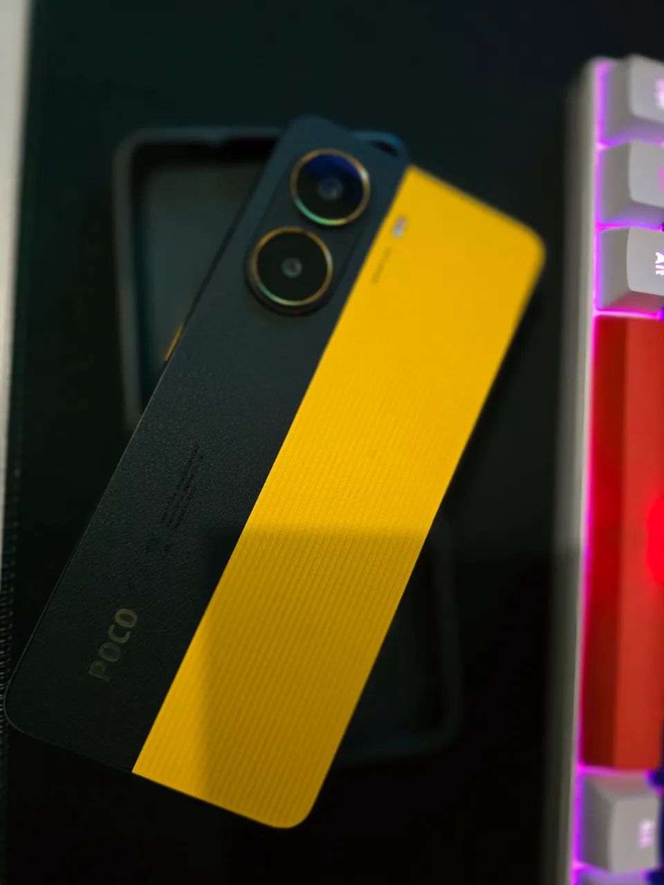 POCO X7 PRO AMARELO  - Foto 4