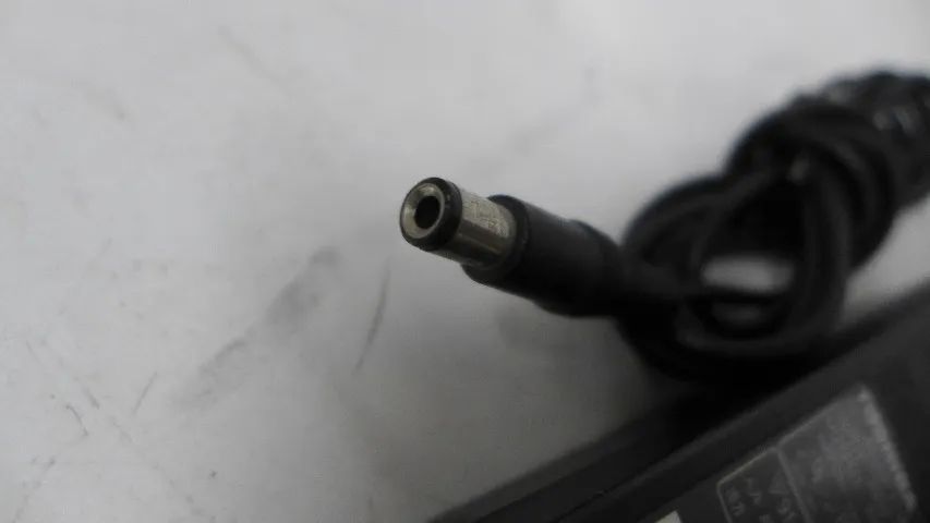 fonte original para notebook antigo toshiba - Foto 2
