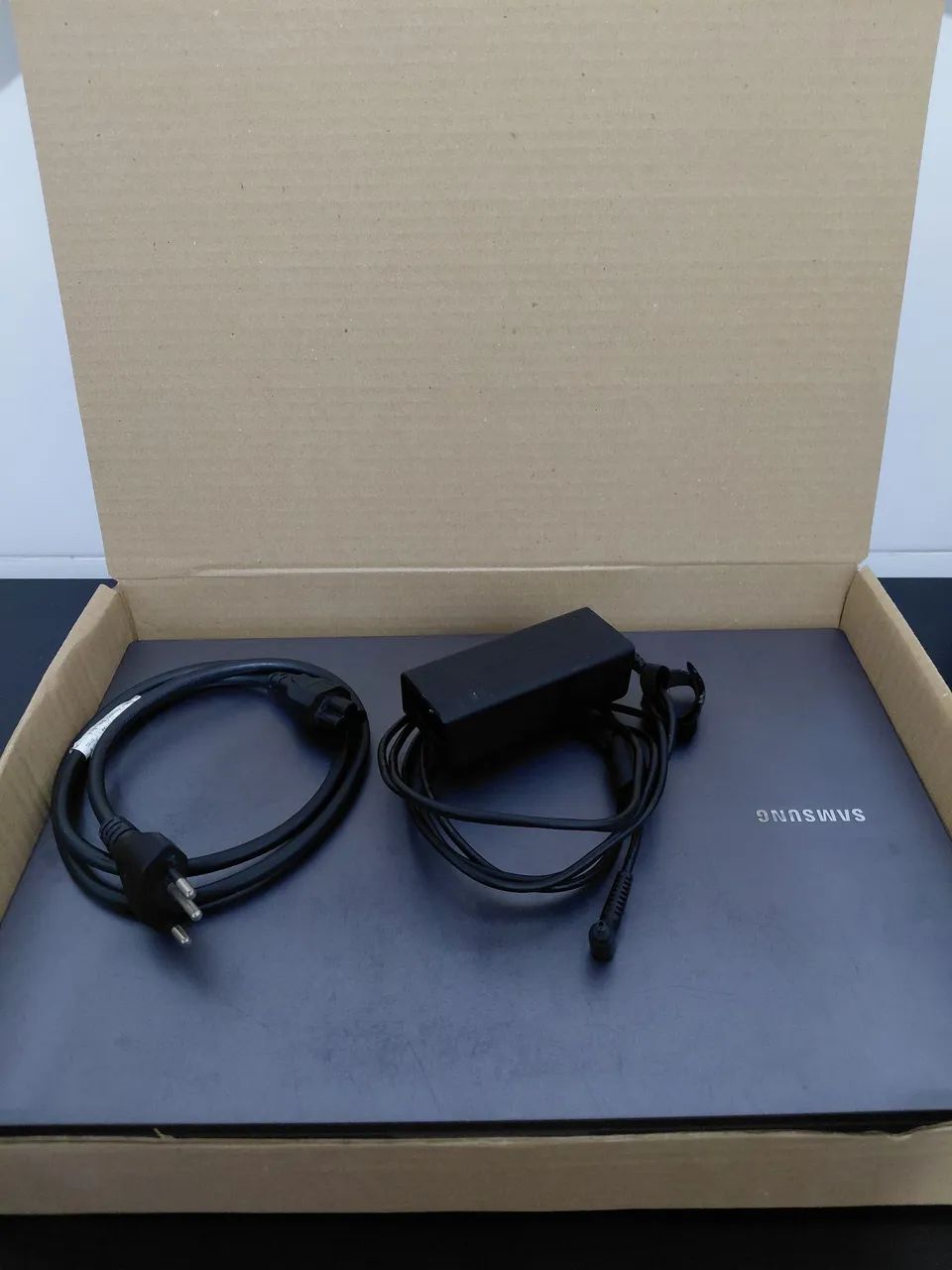 Notebook Samsung Book 128SSD "Windows 11" - Foto 5