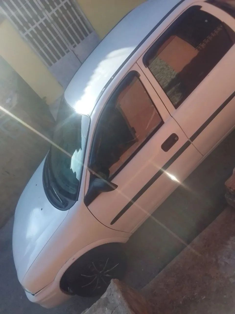 Fretes e corridas ligou chegou