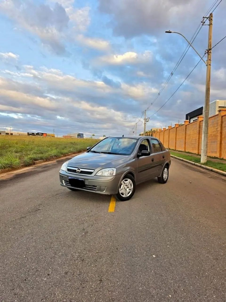 Chevrolet Corsa Sedan 1.0 MPFI 8V 71cv 4P 2004