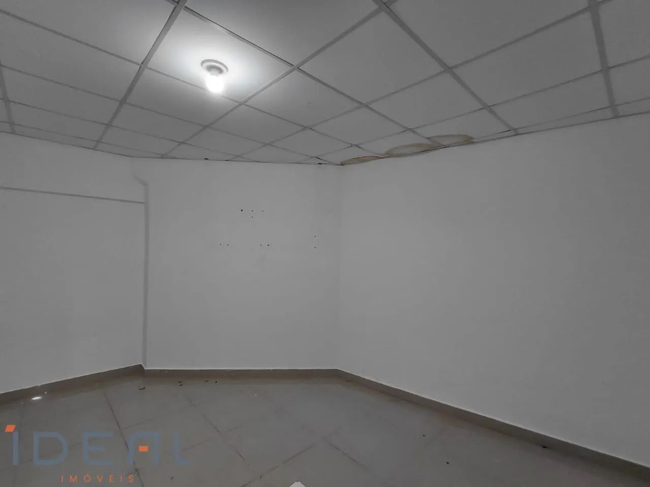 Sala para alugar no bairro Zona 06 - Maringá/PR - Foto 7