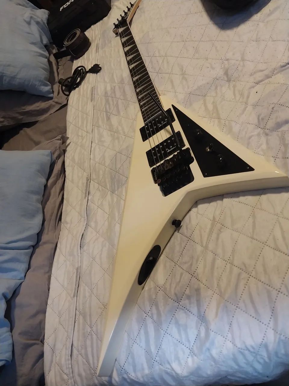 Guitarra Jackson série rhoads js32
