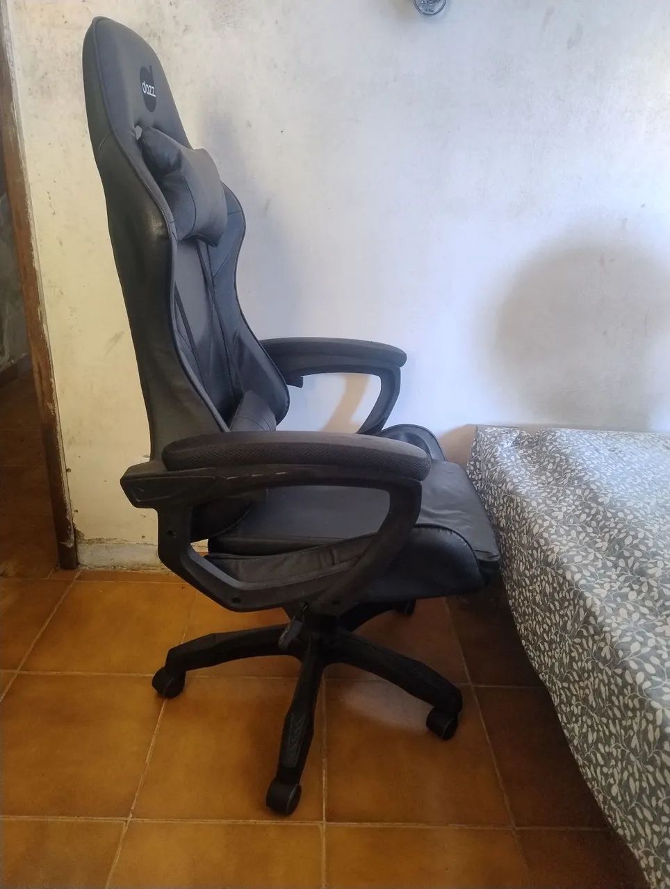 Cadeira gamer dazz - Foto 4