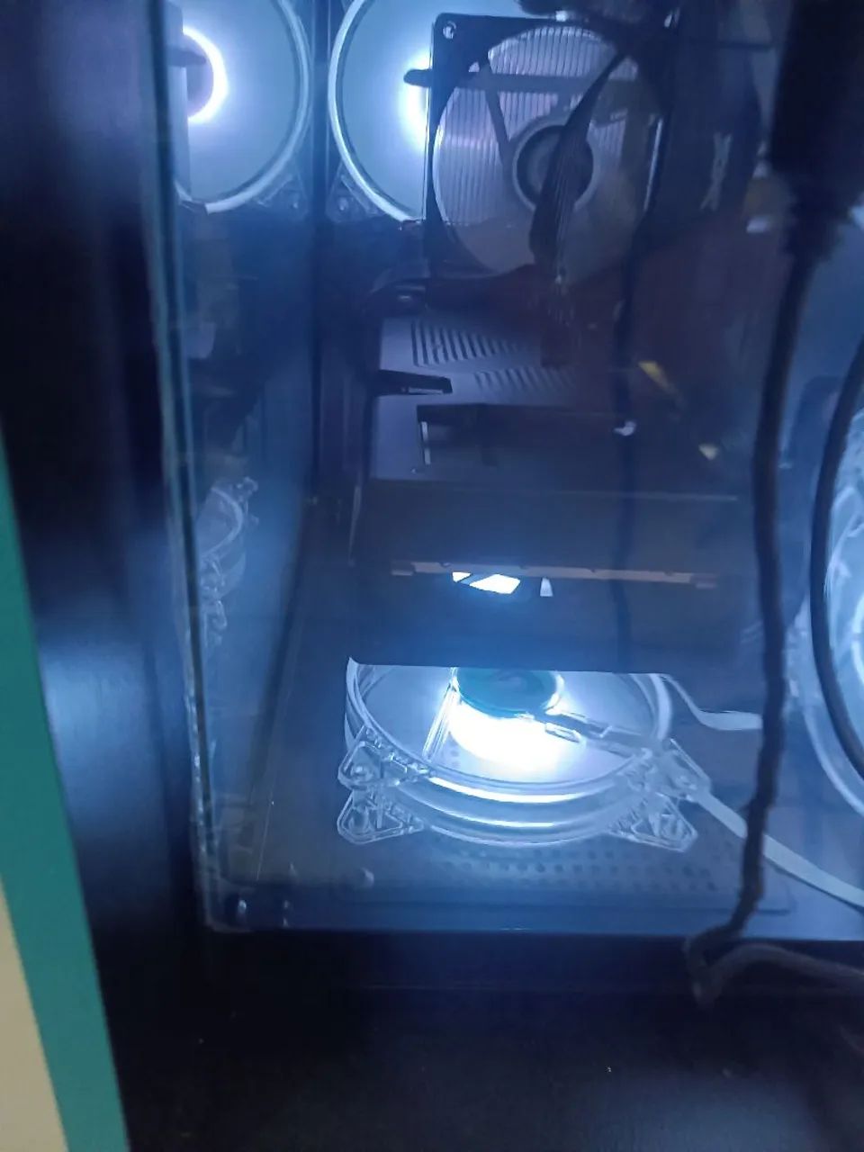 RX 9060 XT 8GB XFX - Foto 2