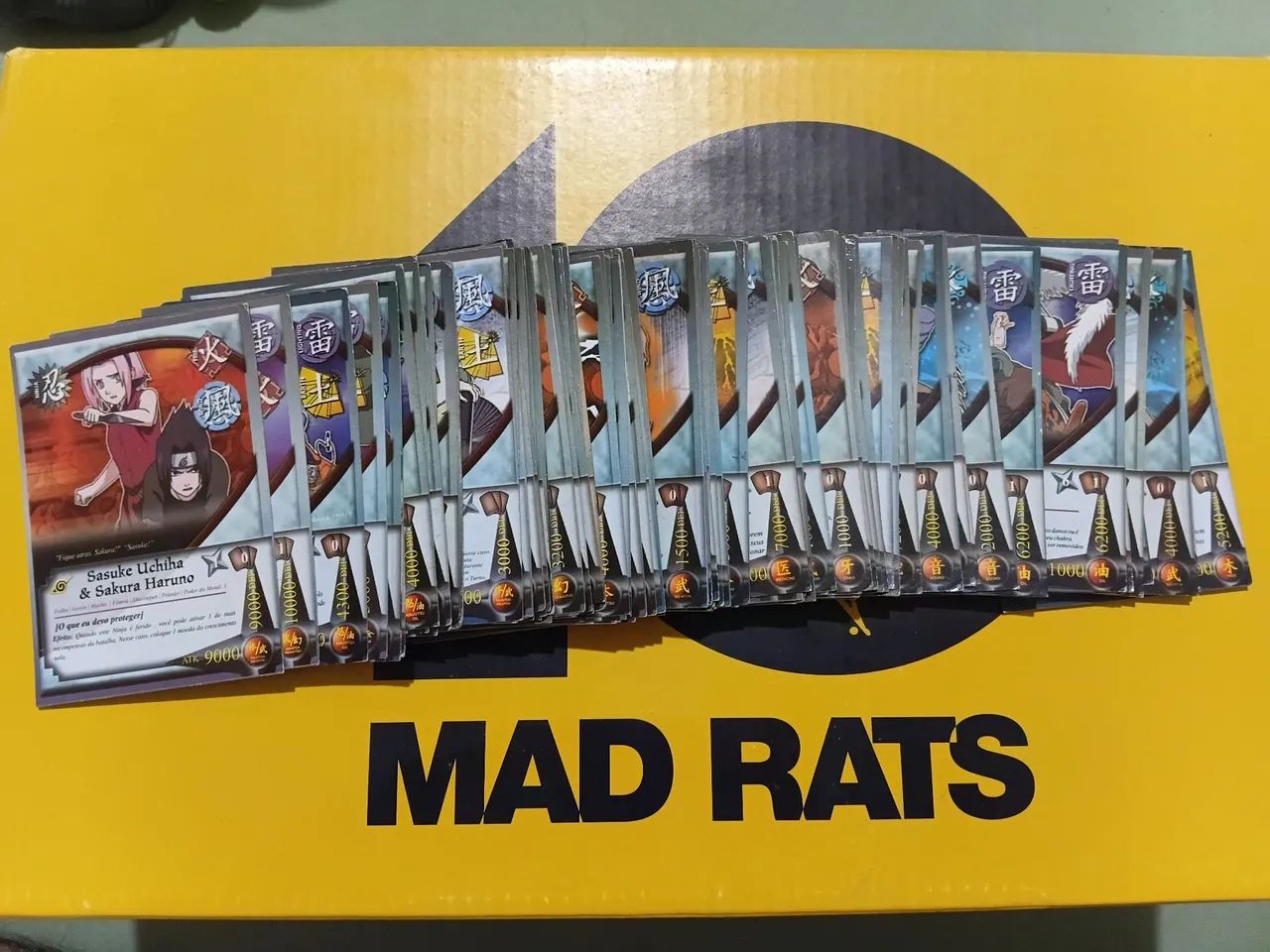 Lote de 99 cards de Naruto sem repetidas 