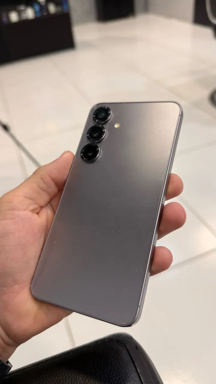 Samsung s25 256GB