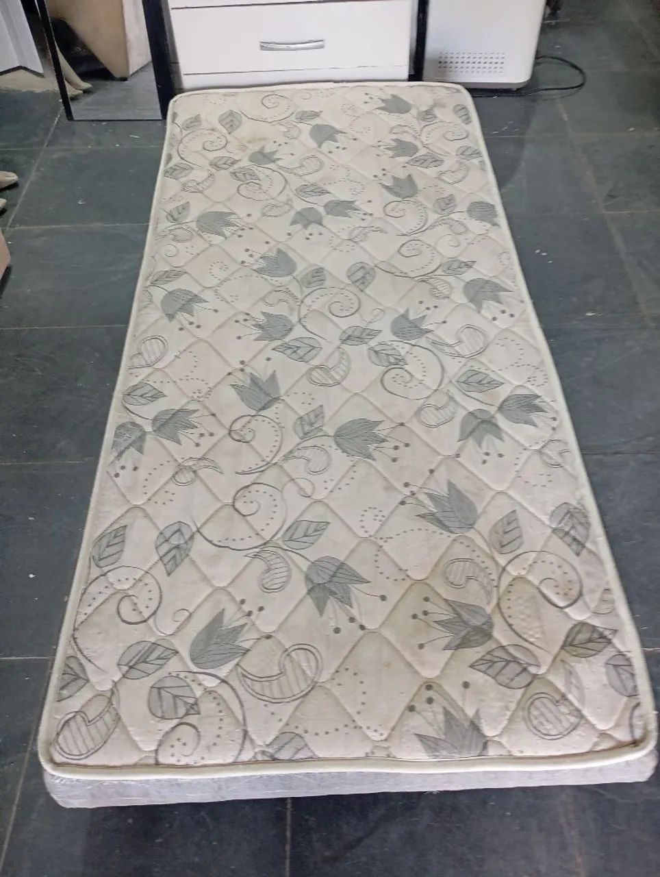Cama auxiliar de rodinhas  - Foto 3