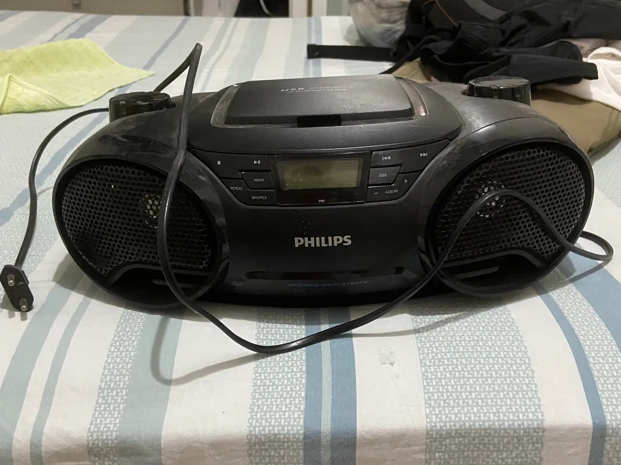 RÁDIO BOOMBOX PHILIPS AZ3811