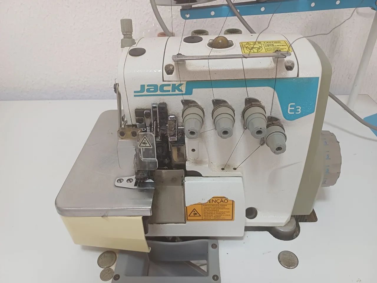 Vende-se maquina industrial jeck