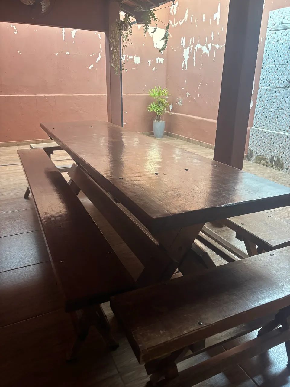 Mesa rústica de madeira maciça  - Foto 2