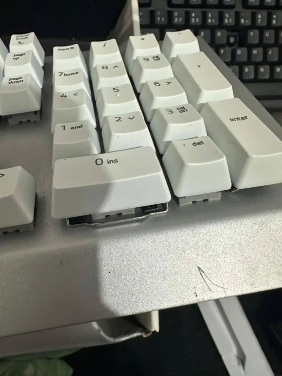 Teclado razer blackwidow x chroma mercury - Foto 5