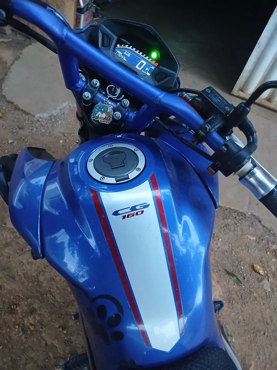 Vendo moto Titan 160 2020  - Foto 3