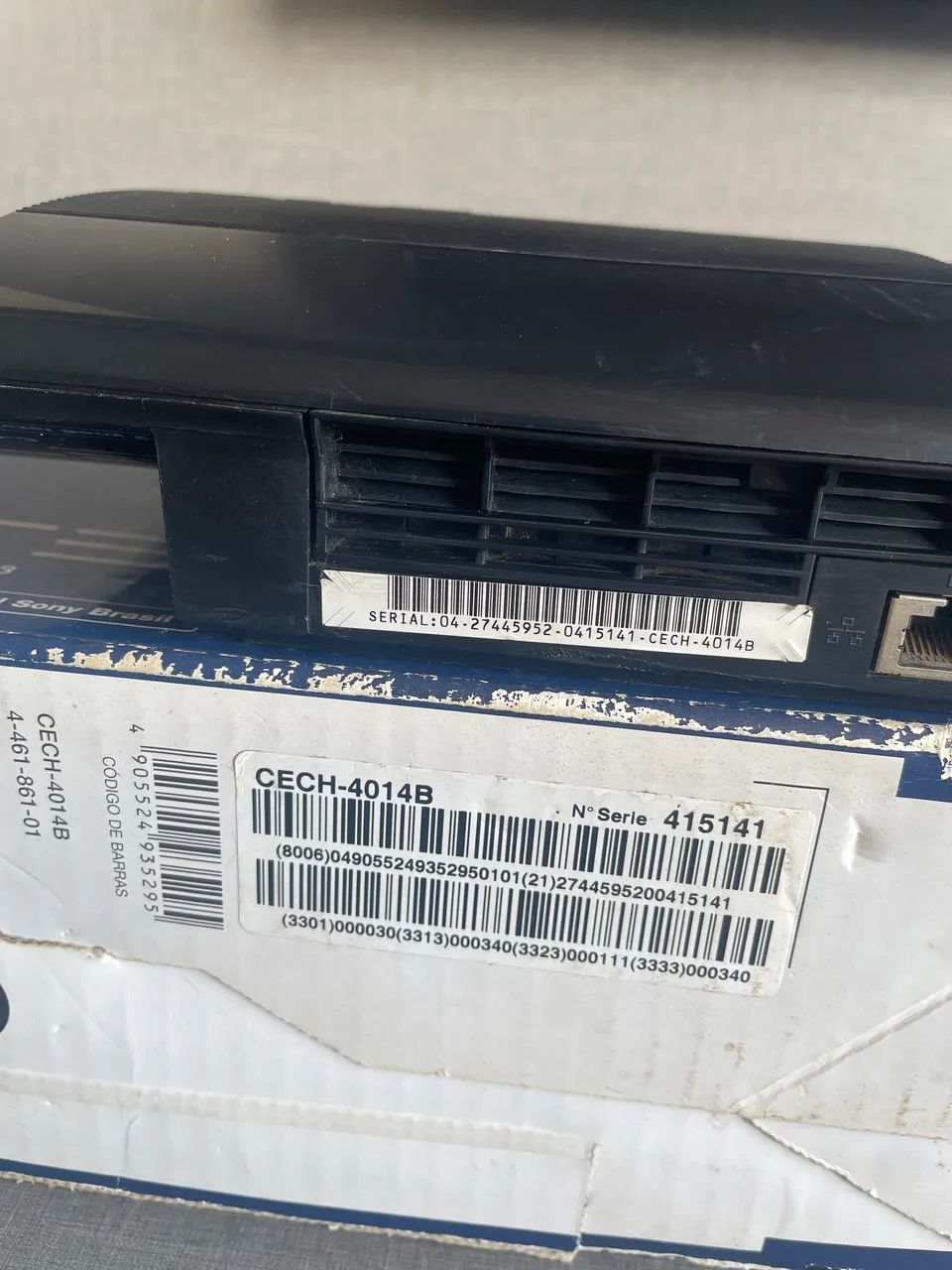 PS3 Super Slim na caixa 5 jogos, 2 controles - Foto 4